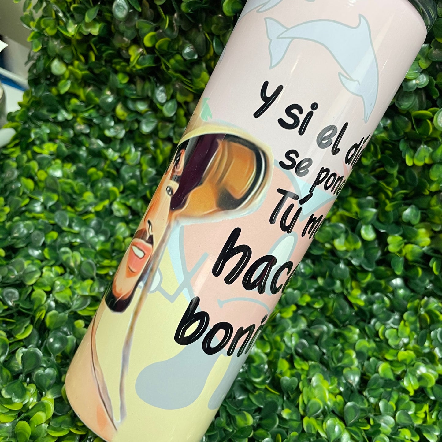 Bad Bunny Un verano sin ti playa Skinny Tumbler (20 oz.)